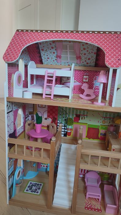 Domek dla lalek duży z Królikami Sylvanian Families