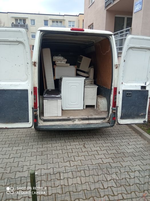 Transport przeprowadzki przeprowadzka przewóz mebli wywóz Warszawa