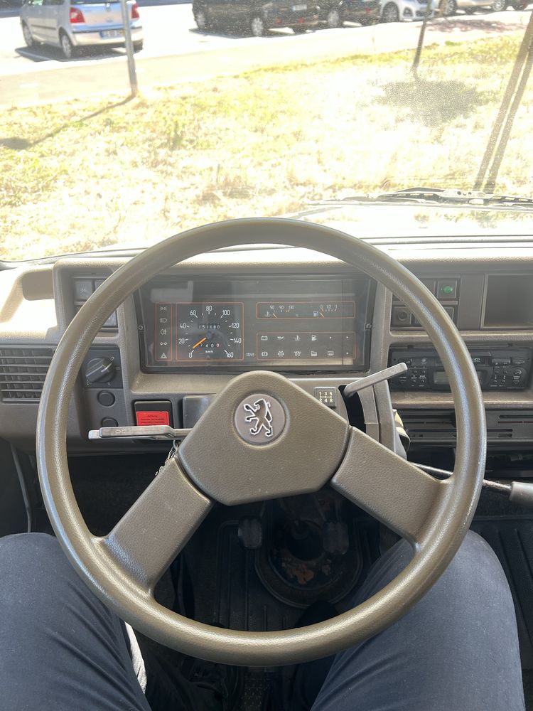 Vende-se Autocaravana Remodelada