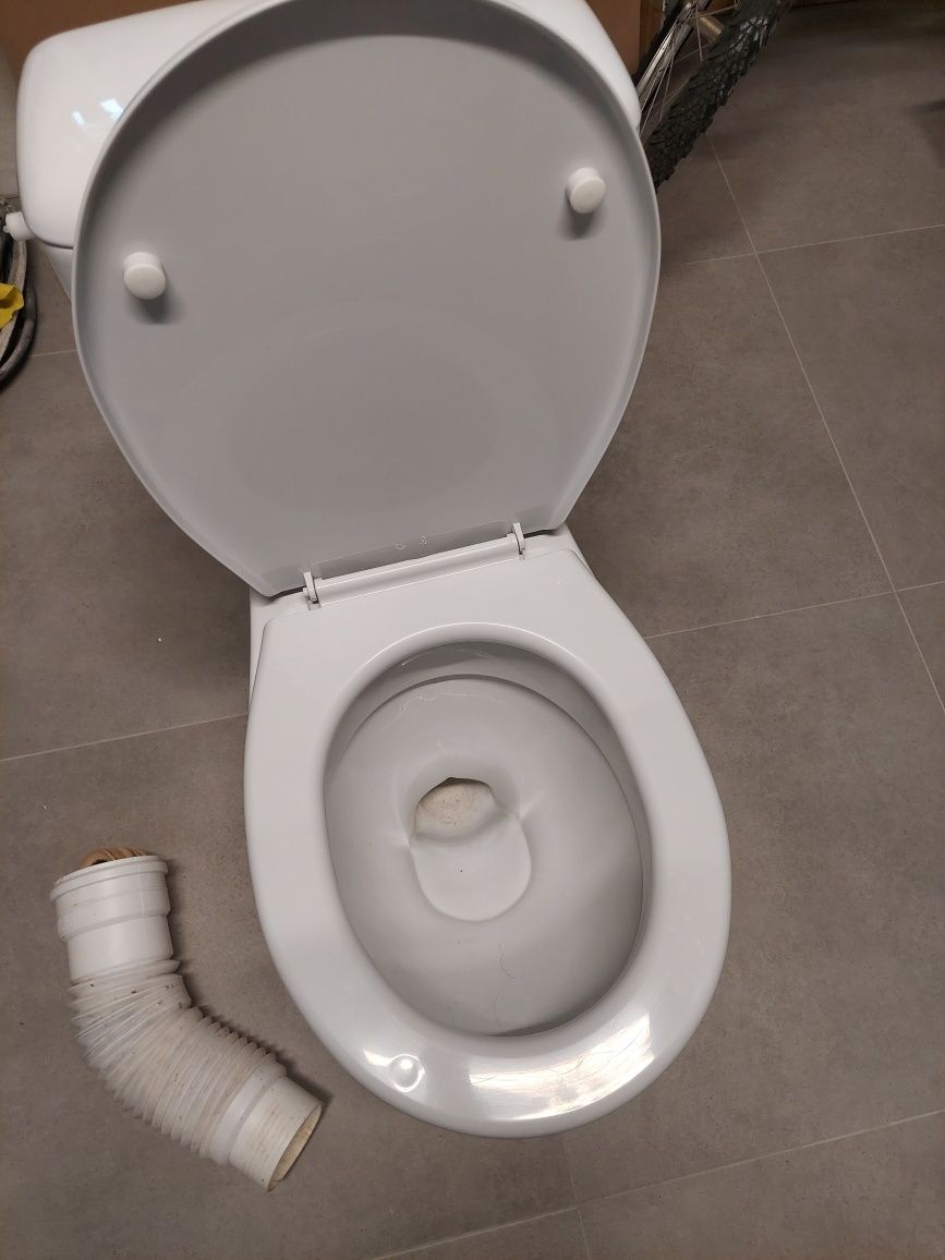 Kompakt WC Cersanit  z deską
