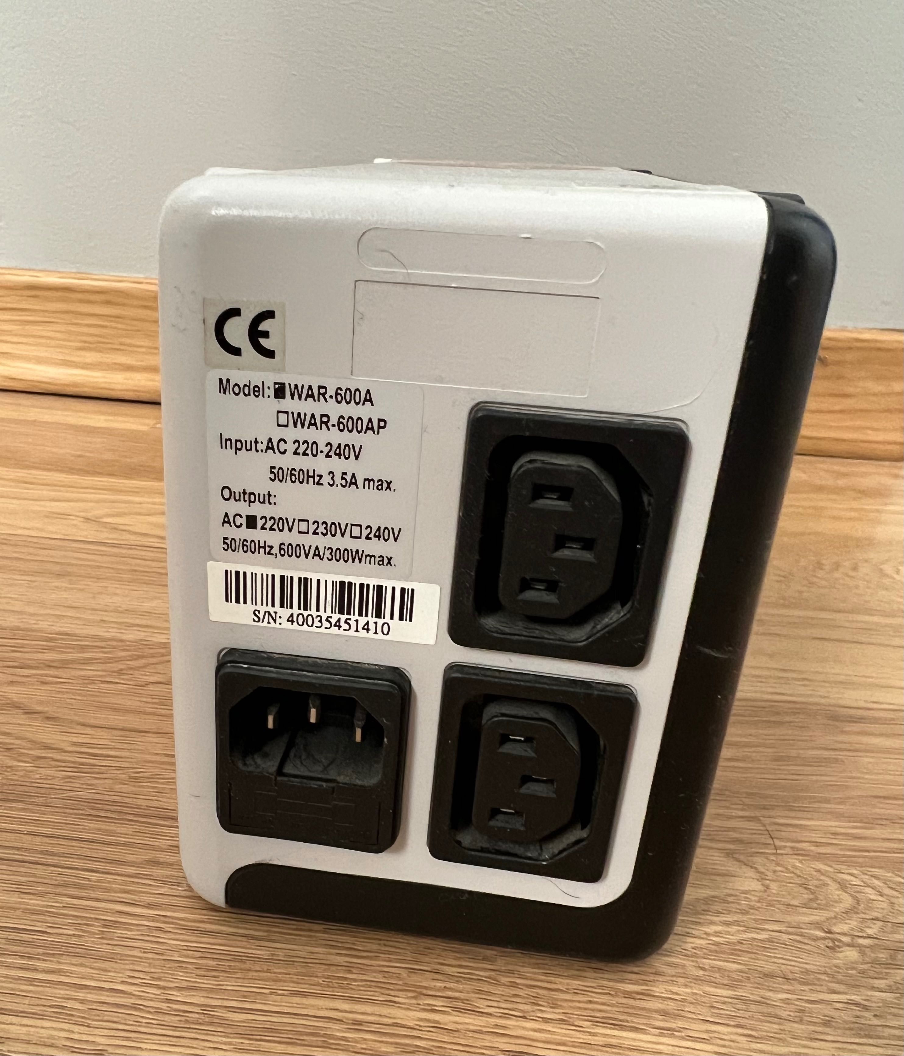 ДБЖ Powercom WAR-600A