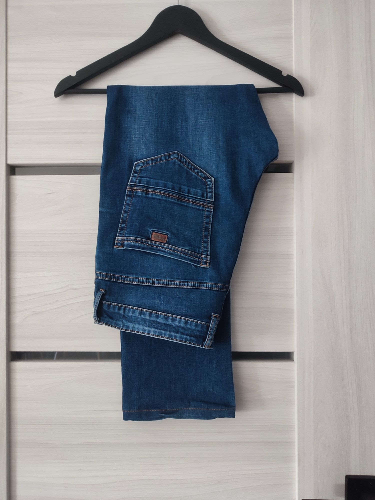 Nowe spodnie jeansowe męskie, W34, L