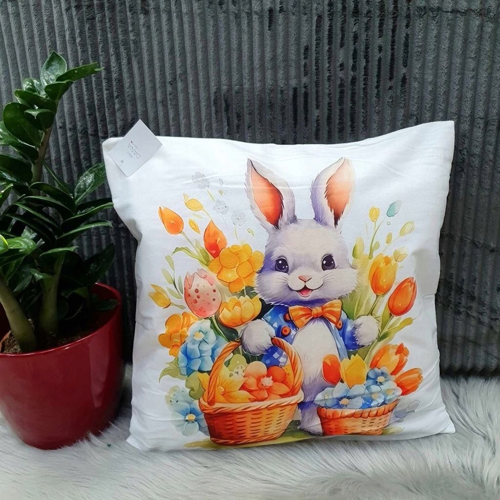 Poszewka wielkanocna świąteczna kolorowa 45x45 królik tulipany koszyk