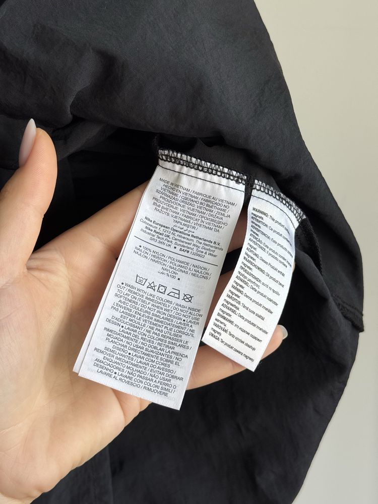 Спідниця Nike Tech Pack Black Mid Long Wrap Skirt M/L