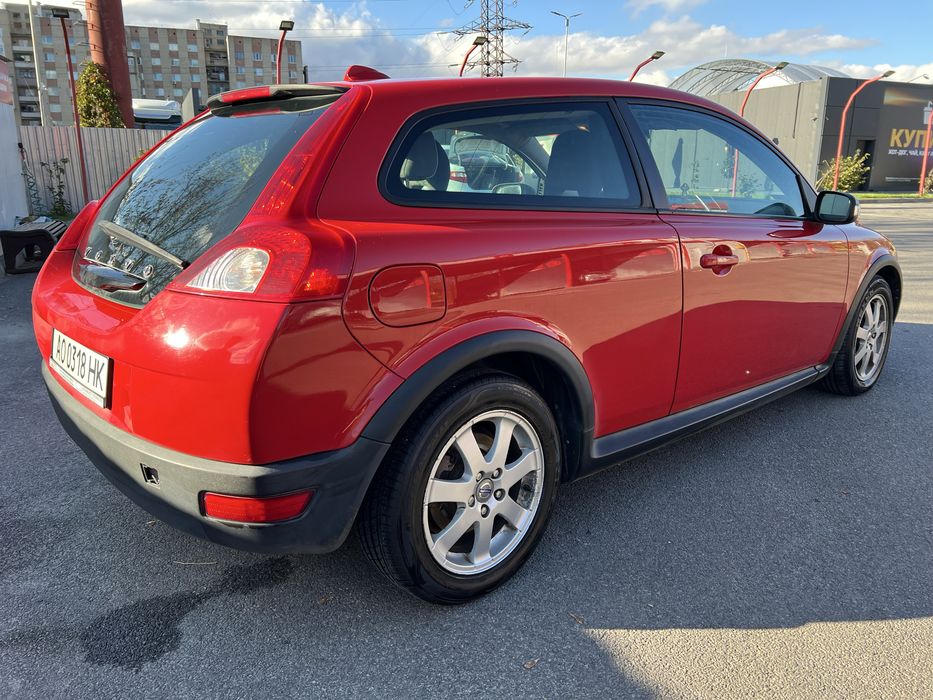 Volvo c30 2.0 дизель  Вольво  Продаж