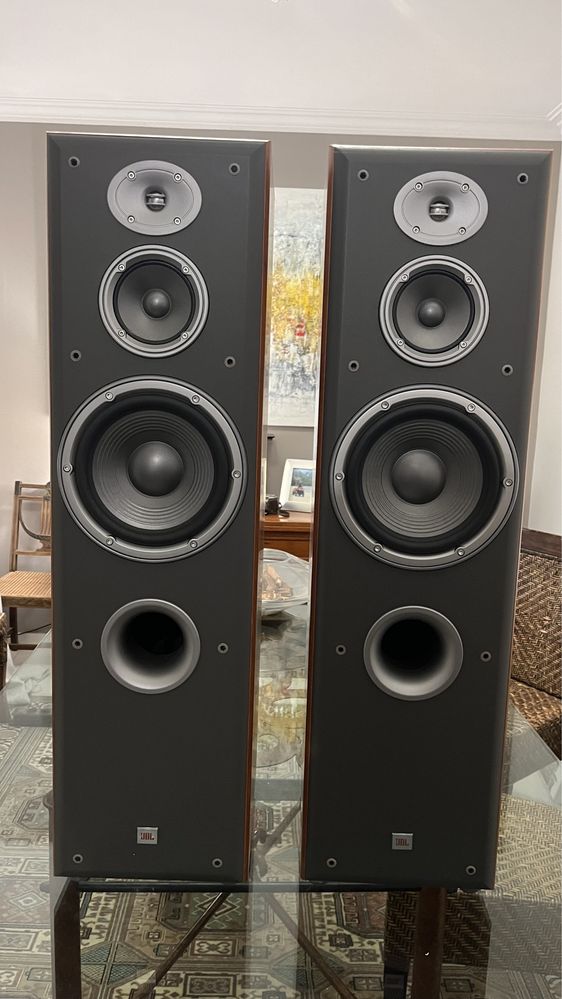 2 x Colunas JBL E60 3 vias