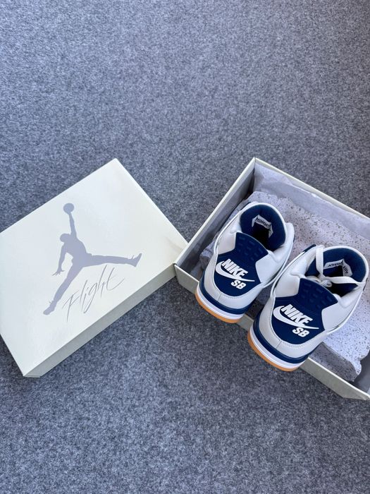 Nike Air Jordan 4 Navy - 41