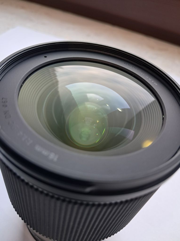 Sigma F1.4  16mm