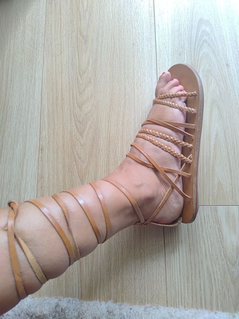 Buty sandały sznurkowe 40 skóra  rzymianki