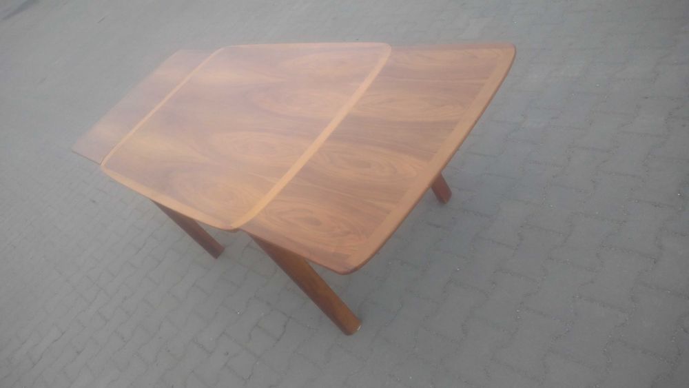 Ciekawy stół z epoki modernizmu, drewno palisander