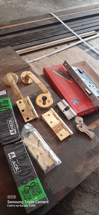 Двері дерев'яні НОВІ