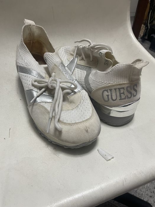 Calsado de senhora usado