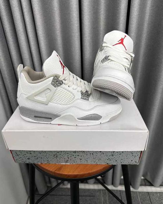 Buty meskie Mokasyny Jordan_4_Retro R.38