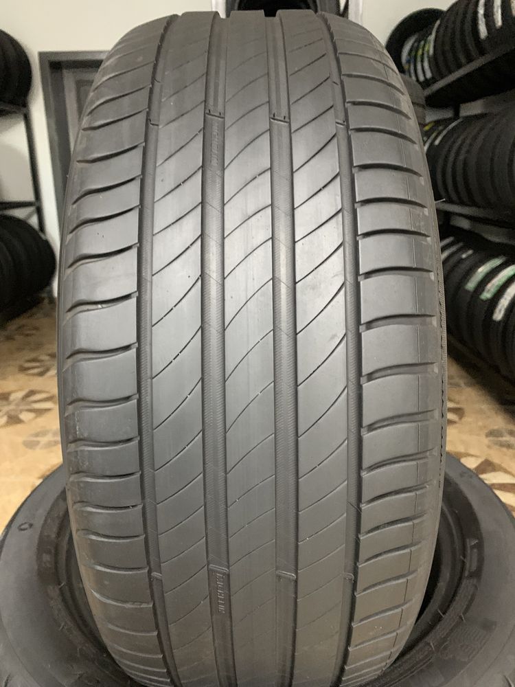 Комплект літніх шин 225/50/18 99W Michelin Primaci 4