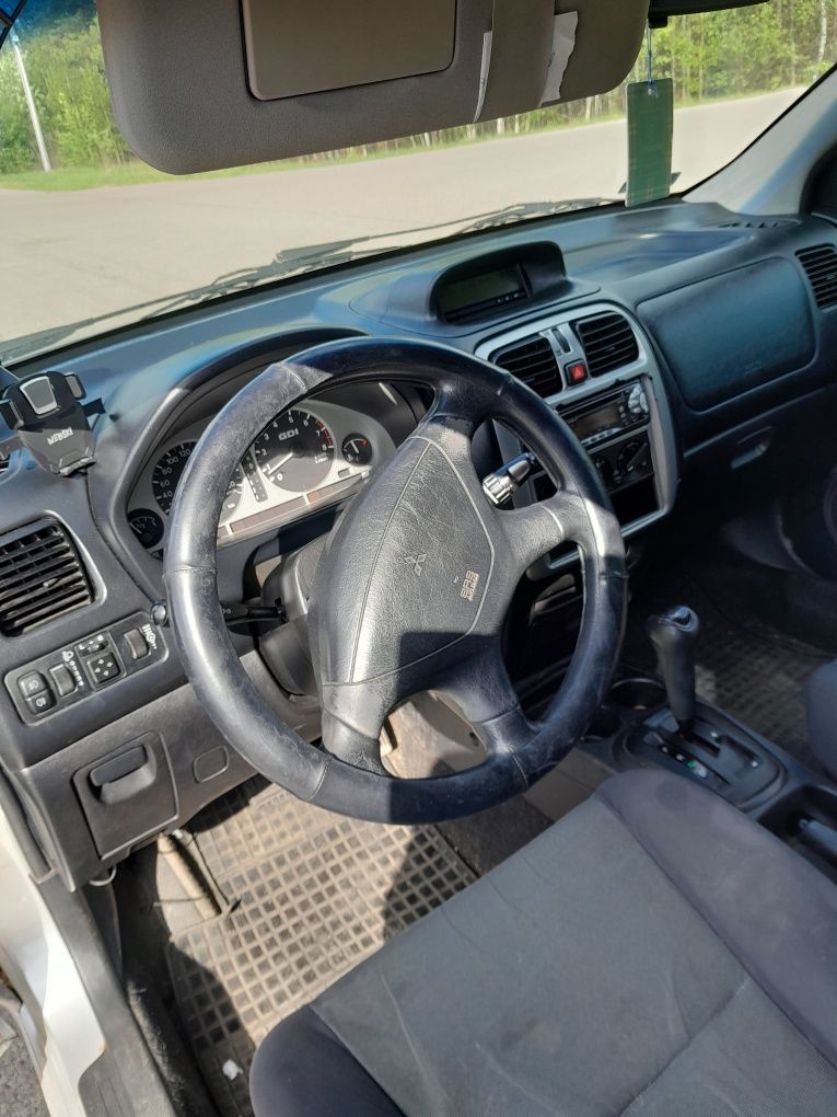 Mitsubishi space star 1.8 automat