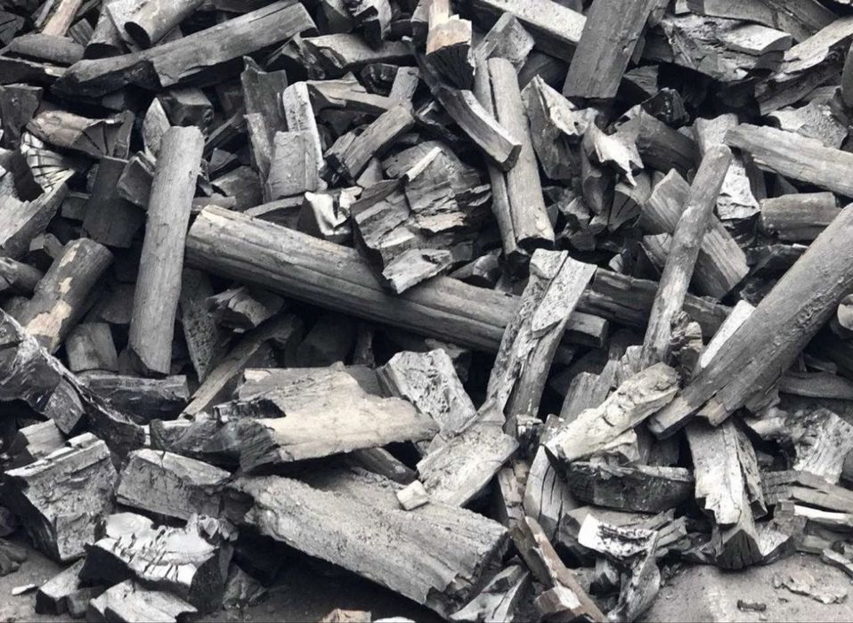 Węgiel drzewny dla użytku profesjonalnego i prywatnego