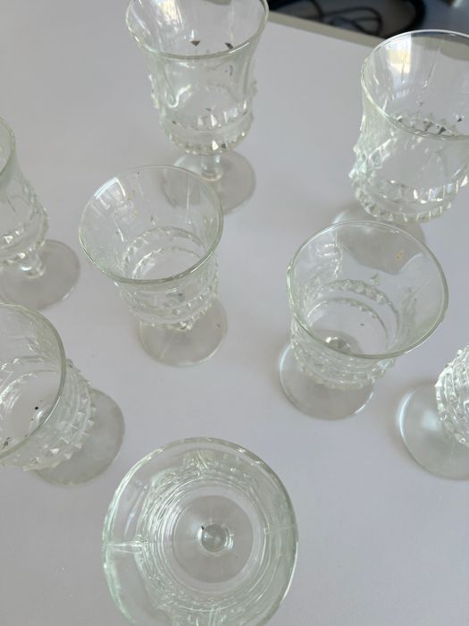 Conjunto vintage de copos de vidro – 12 peças