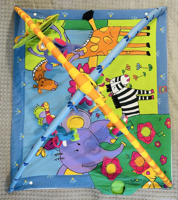 Розвиваючий килимок від Tiny love