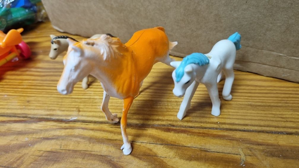 3 cavalos brinquedo