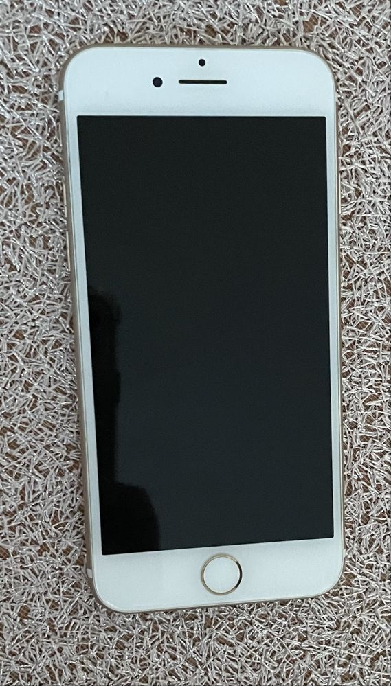 Smartfon  iPhone 7 gold