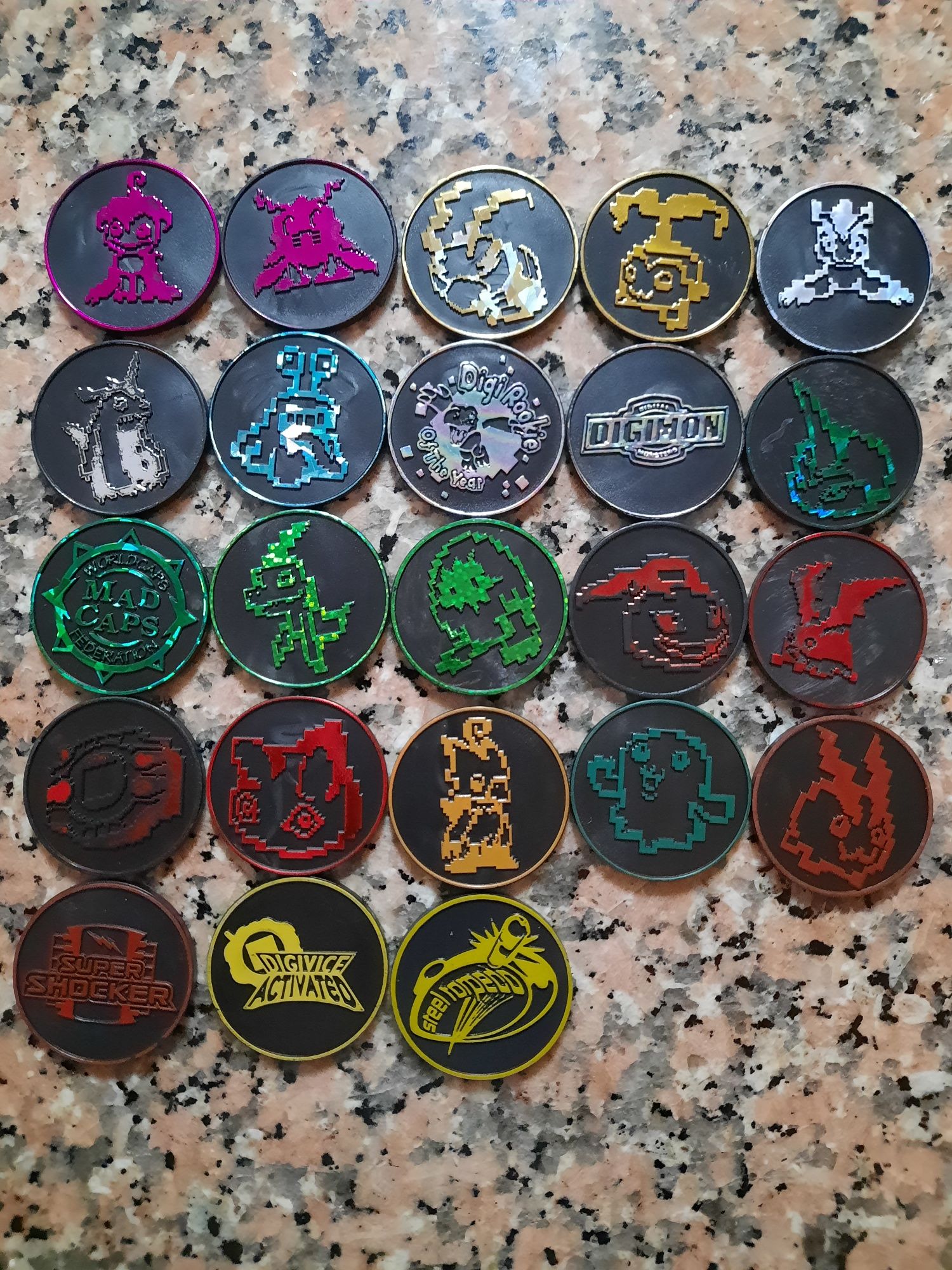 Tazos , yu gi oh, digimon , beyblade