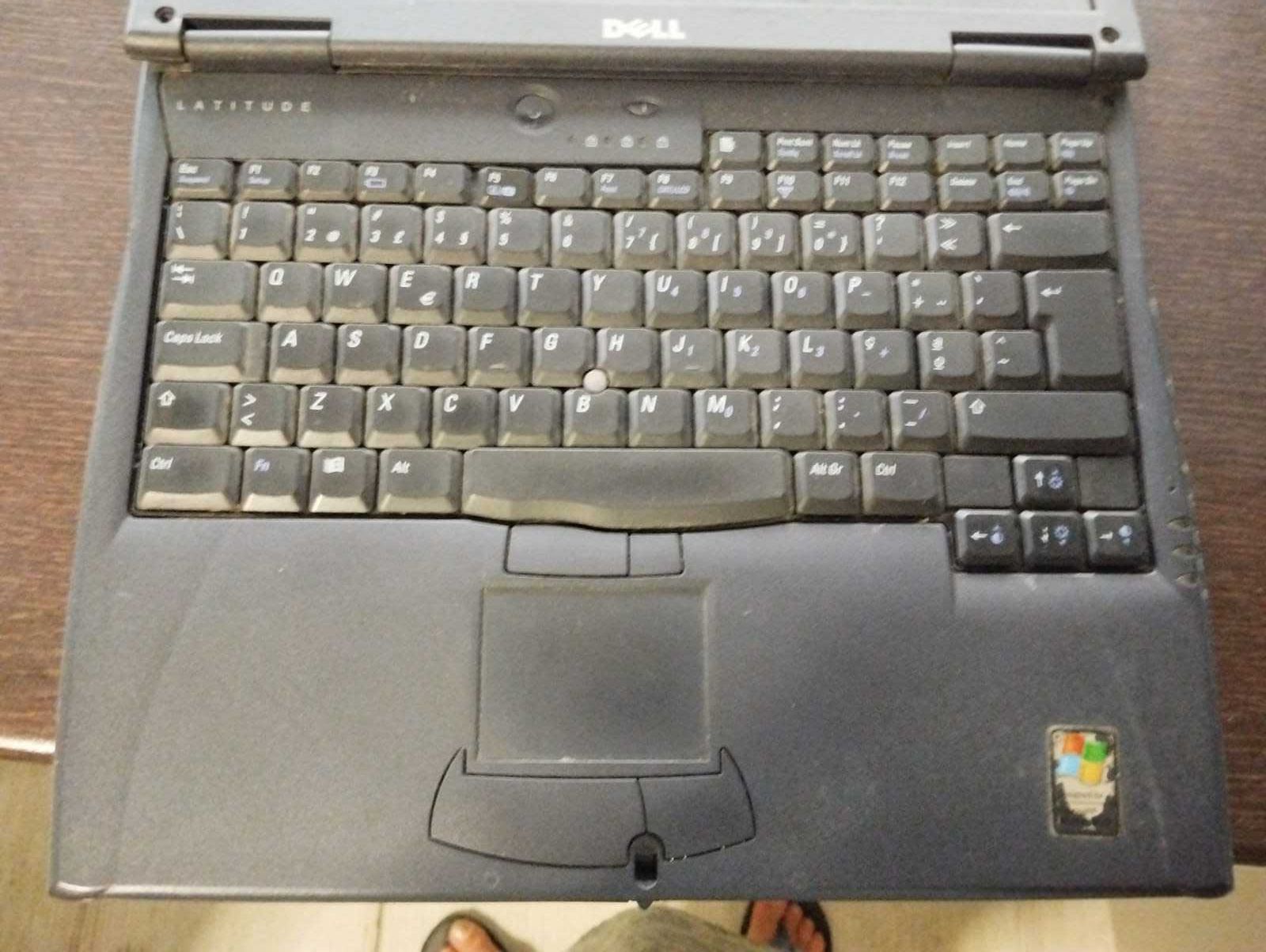 Portatil Dell Latitude C610 - avariado recuperar/para peças