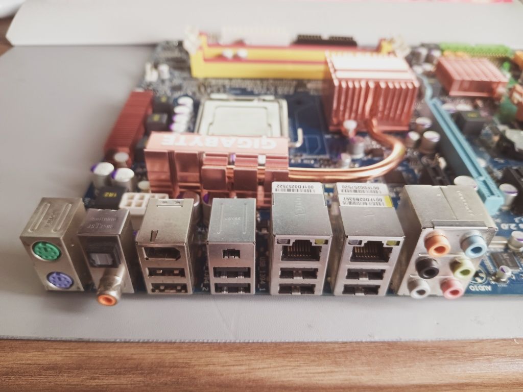 Płyta Główna Gigabyte GA-EP45-DS3P LGA775/DDR2 GW