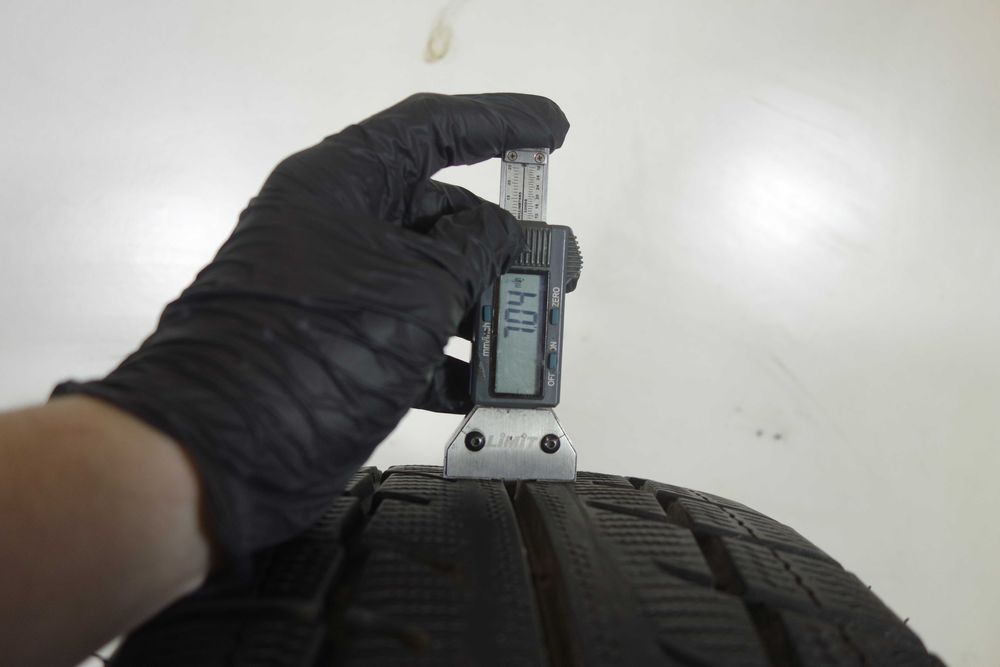 Opony zimowe 215/65/16C - FORTUNE Snow Fun FSR-902