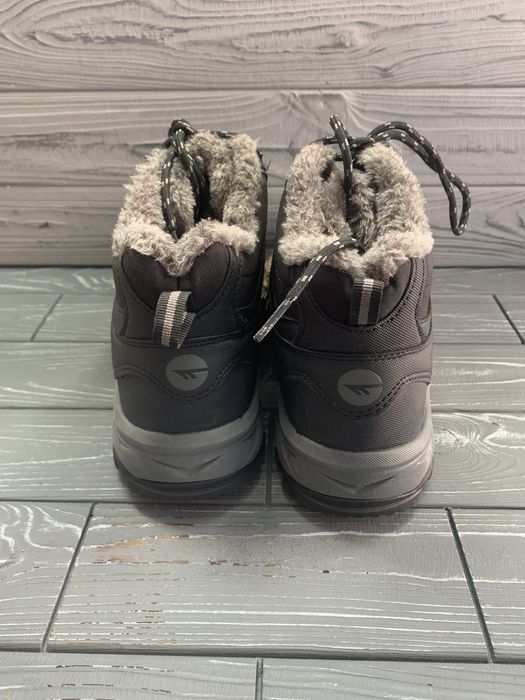 HI-TEC ботики зимові гірні на шипах р.40,42.43.44.45,