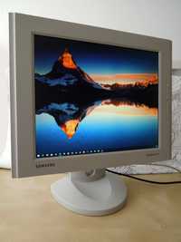 2 Monitores LCD 17'' - Samsung 171S e HP L1702 - 25€