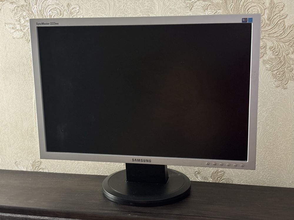 Монитор Самсунг SyncMaster 2223nw