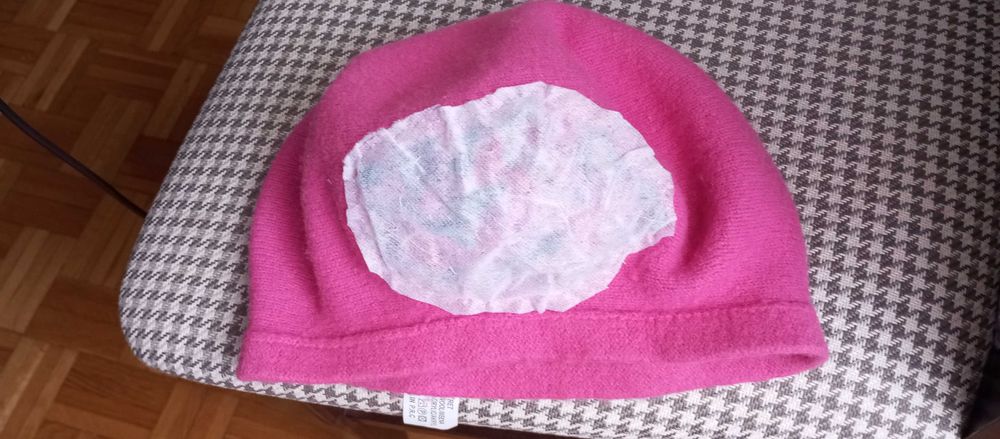 beret nowy wyszywany ręcznie