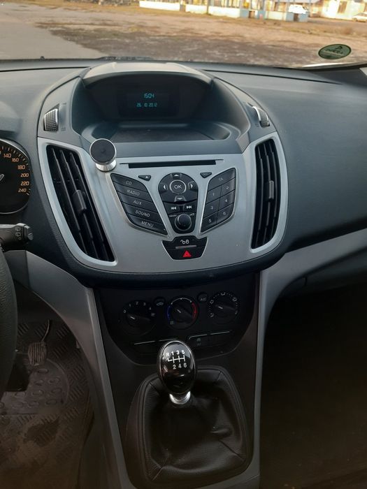 Продам Ford Grand C-max