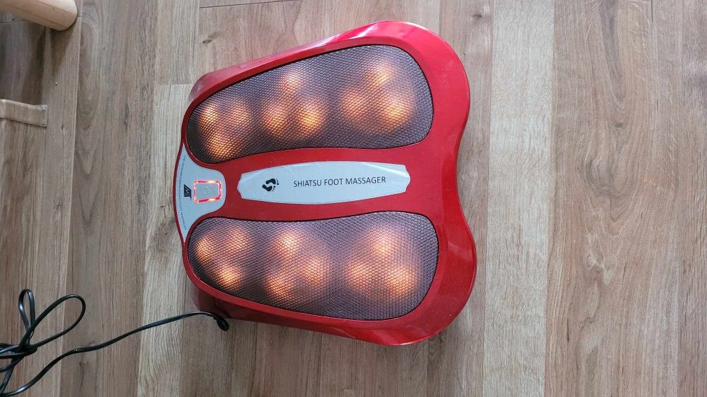 Masażer do stóp Shiatsu z podgrzewaniem 2w1