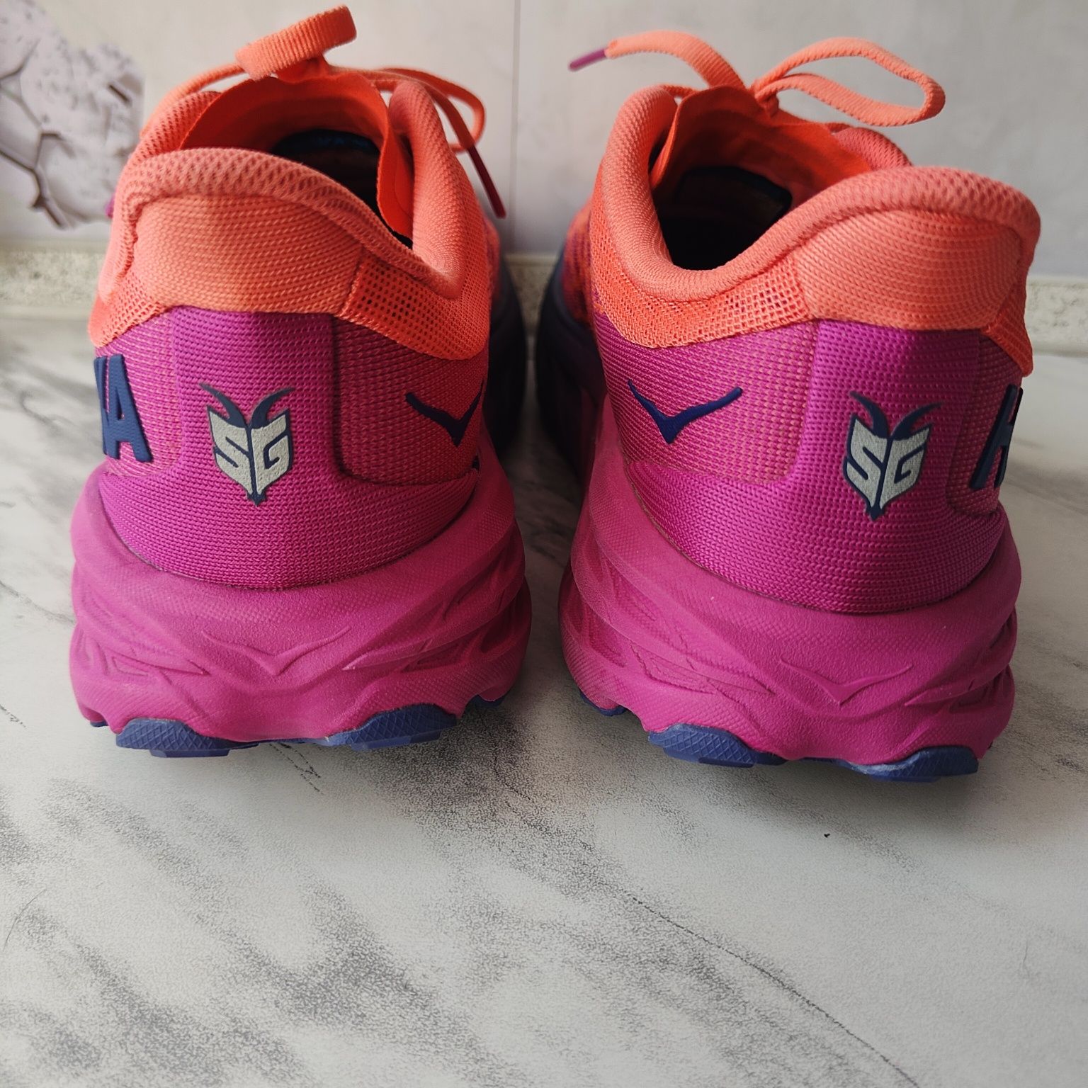 40 2/3 25.5 см  HOKA SPEEDGOAT 5 Vibram