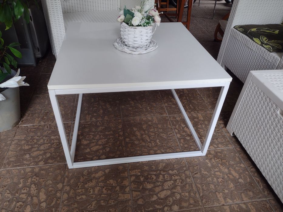 stolik kawowy biały, połysk