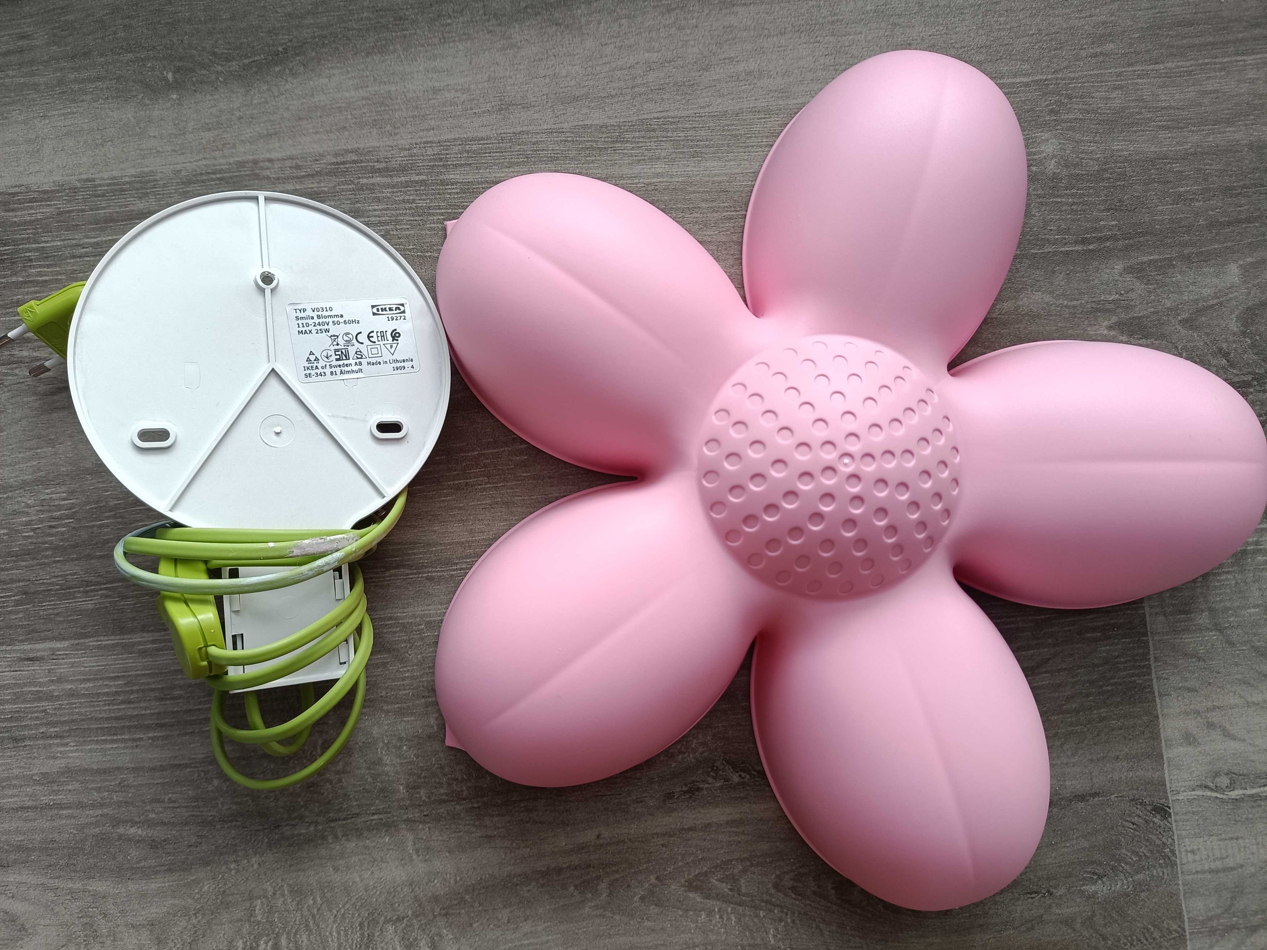 Lampka kwiatek Ikea śniła blomma