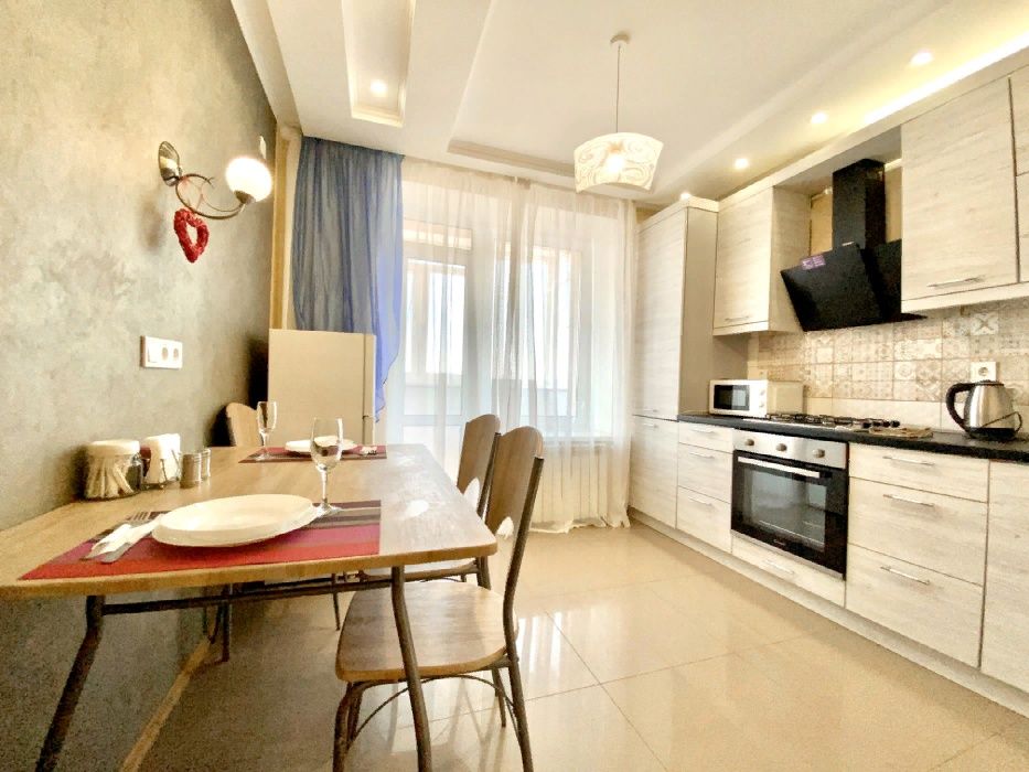 ApartPoltavaСвітлі 2кімн. апартаменти в новобудові, ЦЕНТР,банків. ЧЕК