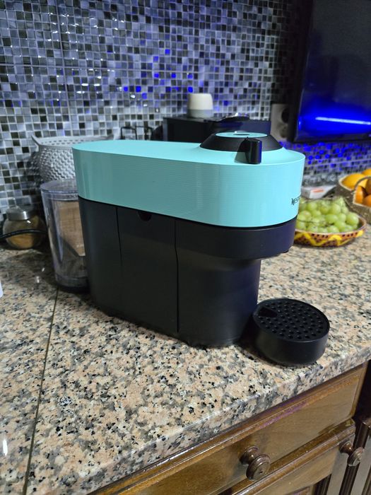 Máquina de café  Nespresso vertigo.