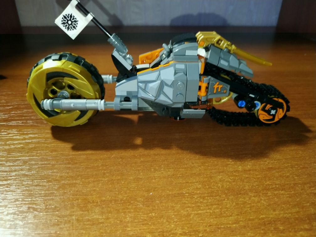 Набор Лего Ниндзяго мотоцикл Коула