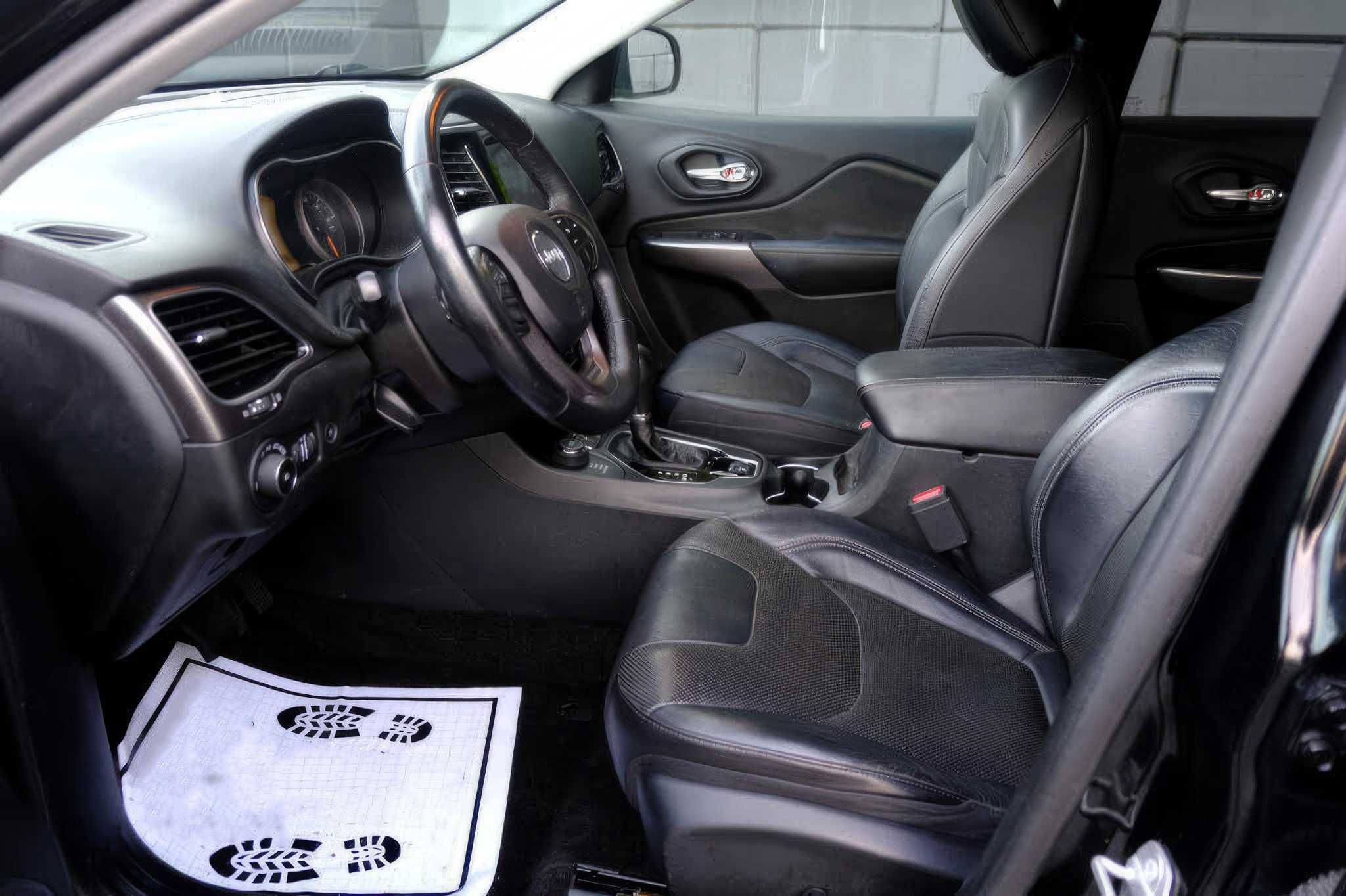 2019 Jeep Cherokee Limited 4WD