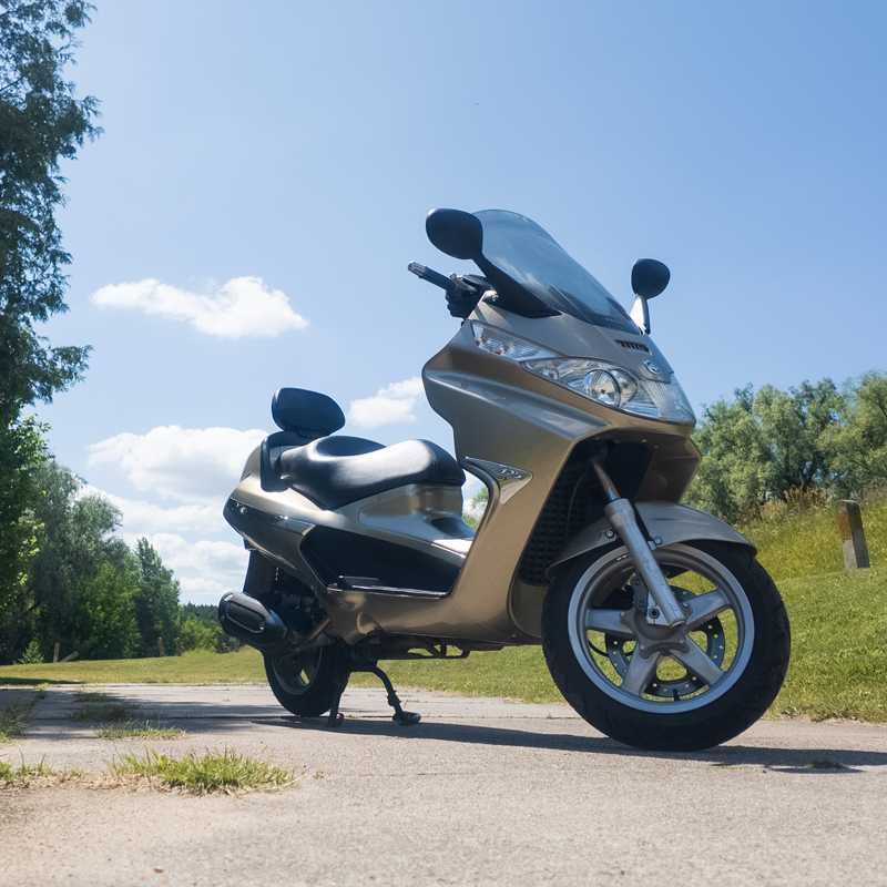 Piaggio X8 2006r.