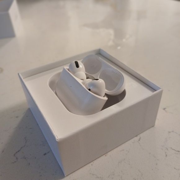 AirPods 2 pro (1st generation) обмін або продаж