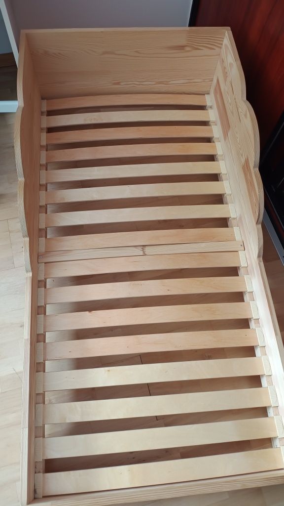 Drewniane łóżeczko Lexin 70x140