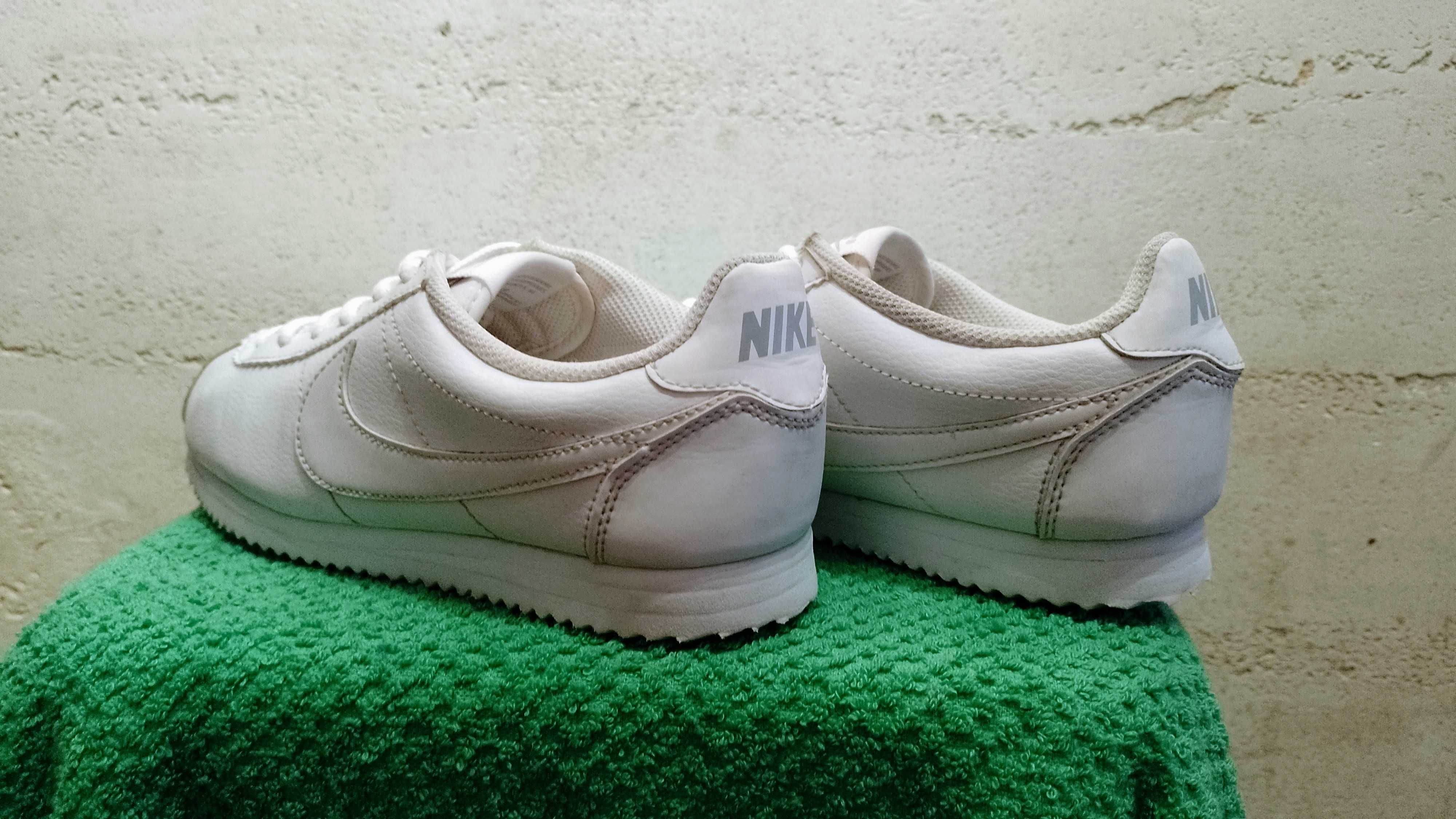 NIKE CORTEZ r.37,5 stan idealny