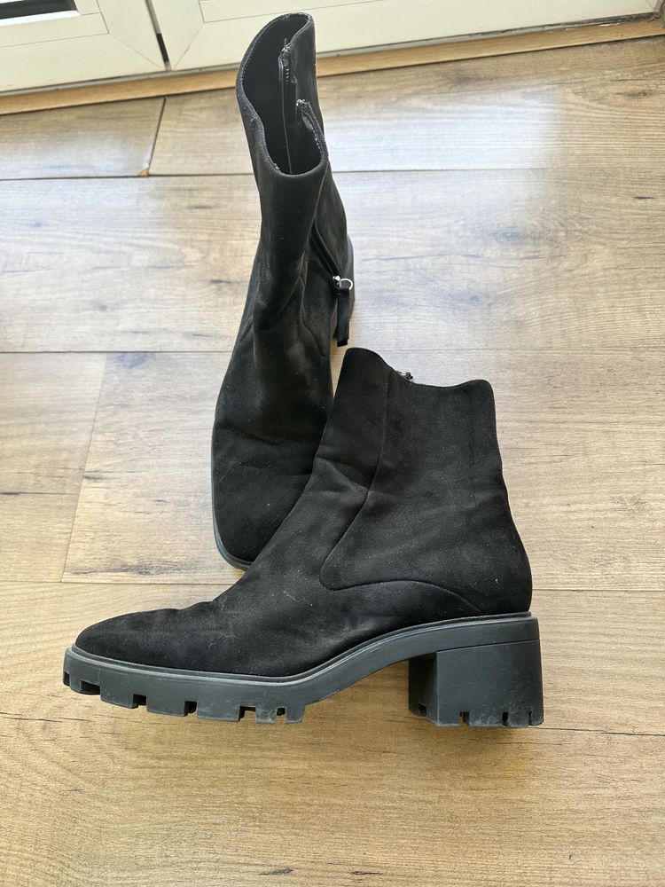 Botas Zara n.40 cor preto