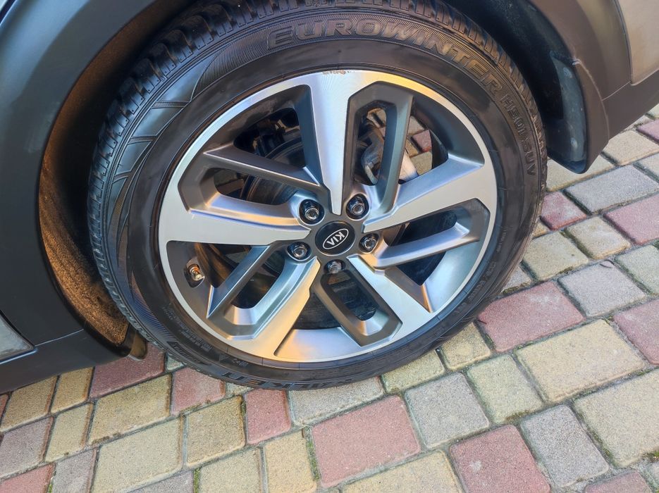 Продам авто Kia Niro 2017 р.в, 1,6 гібрид 149 тис.км., клімат.