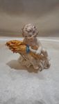 Figurka porcelanowa putto Geobel