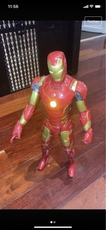 Figura Marvel Iron Men  30cm