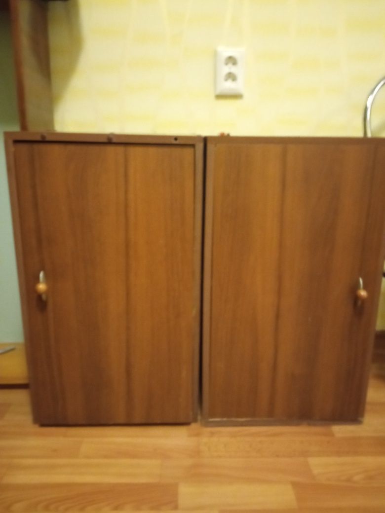 Продам 2 ліжка з матрасом